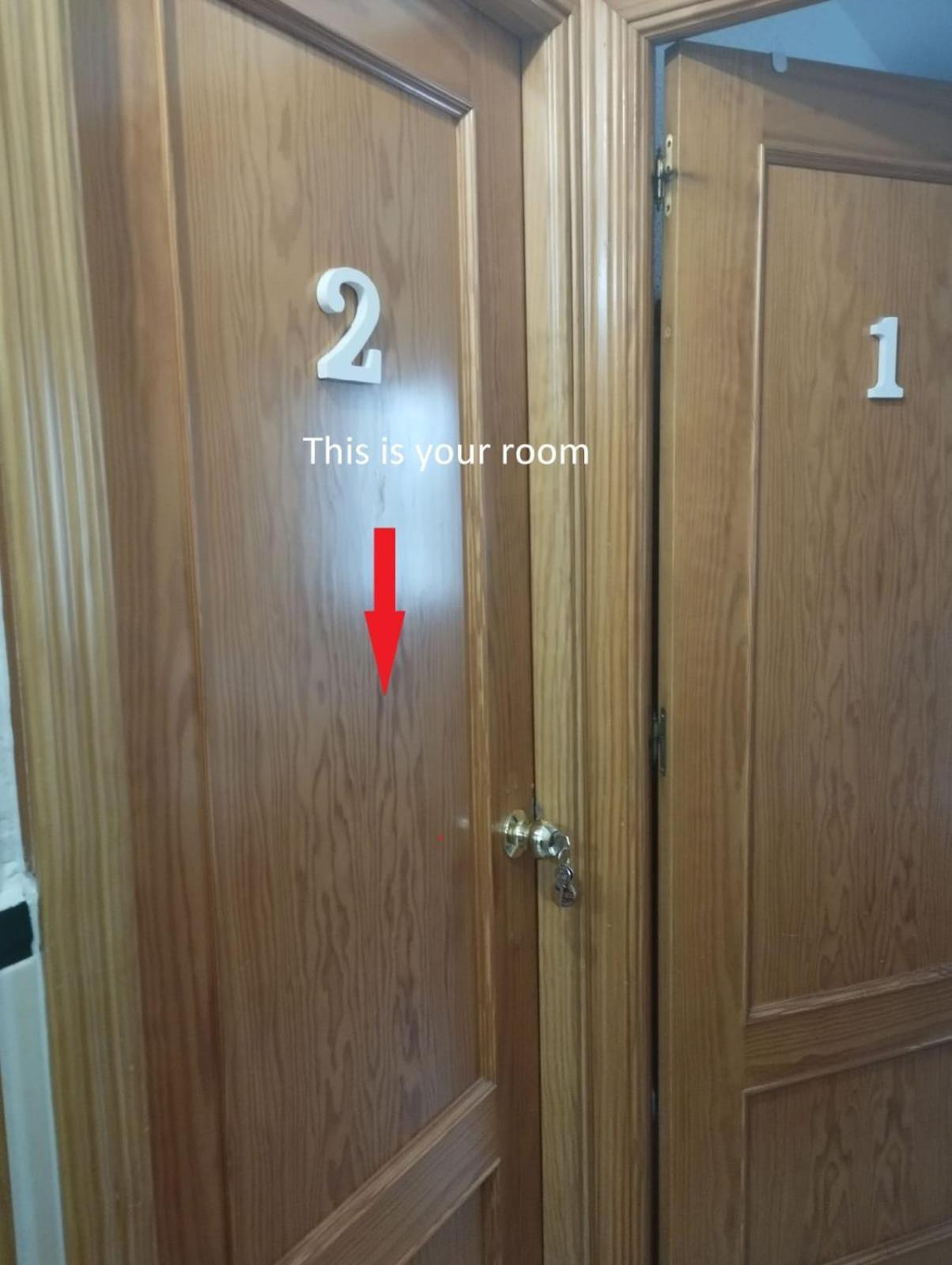 Habitaciones Privadas Con Cama Doble En Sevilla المظهر الخارجي الصورة