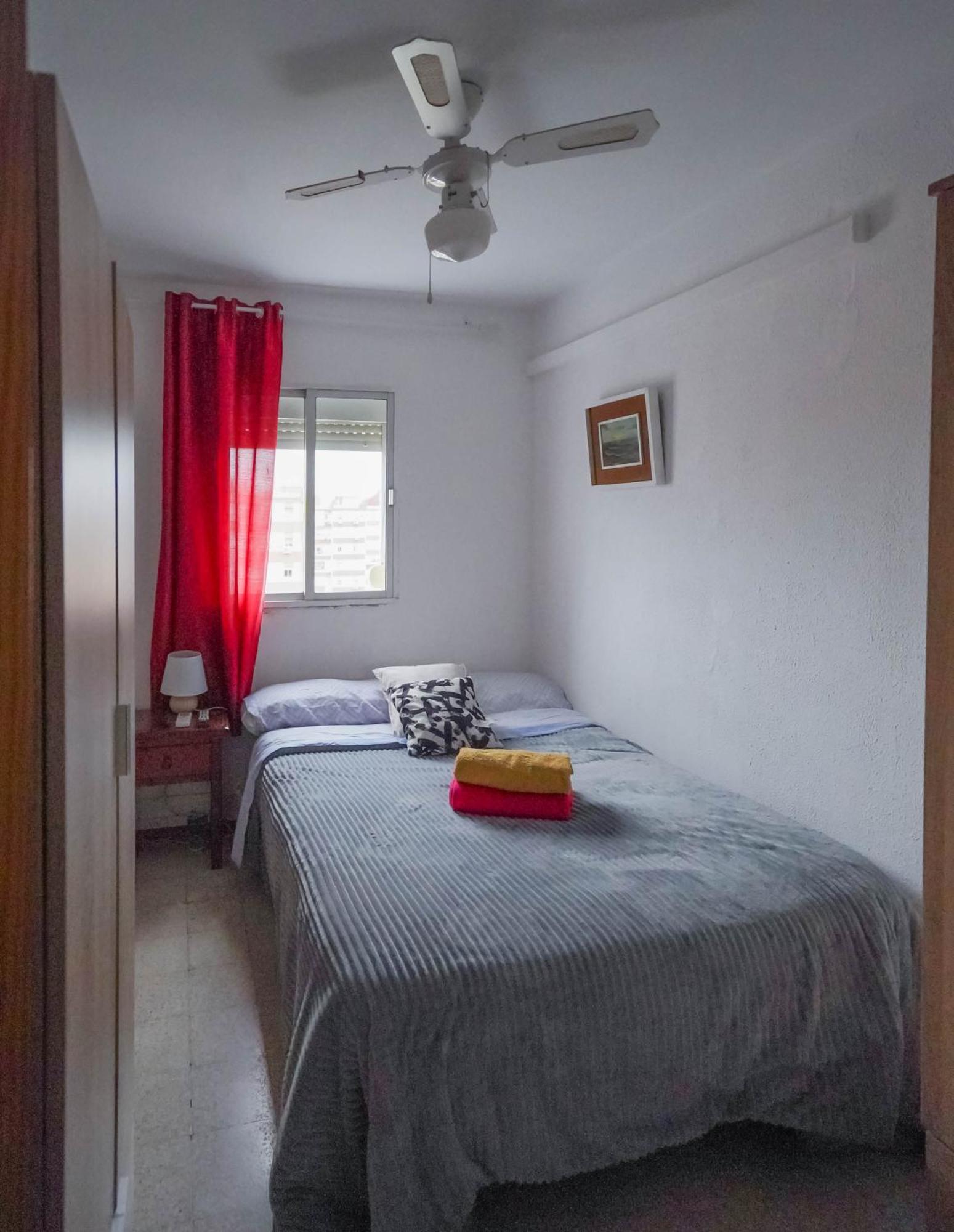 Habitaciones Privadas Con Cama Doble En Sevilla المظهر الخارجي الصورة