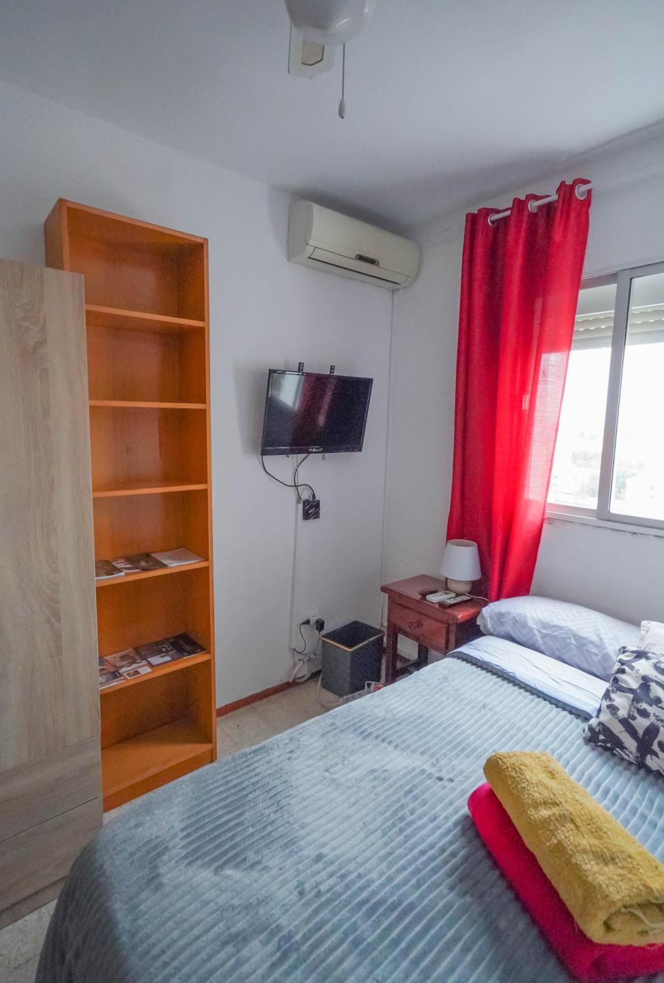 Habitaciones Privadas Con Cama Doble En Sevilla المظهر الخارجي الصورة